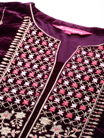 Varanga Floral Embroidered Zari Regular Velvet Kurta with Trousers & Dupatta